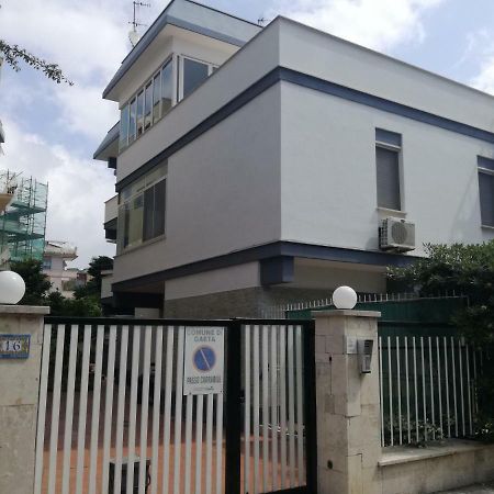 Cento Passi Dal Mare Apartment Gaeta Exterior foto